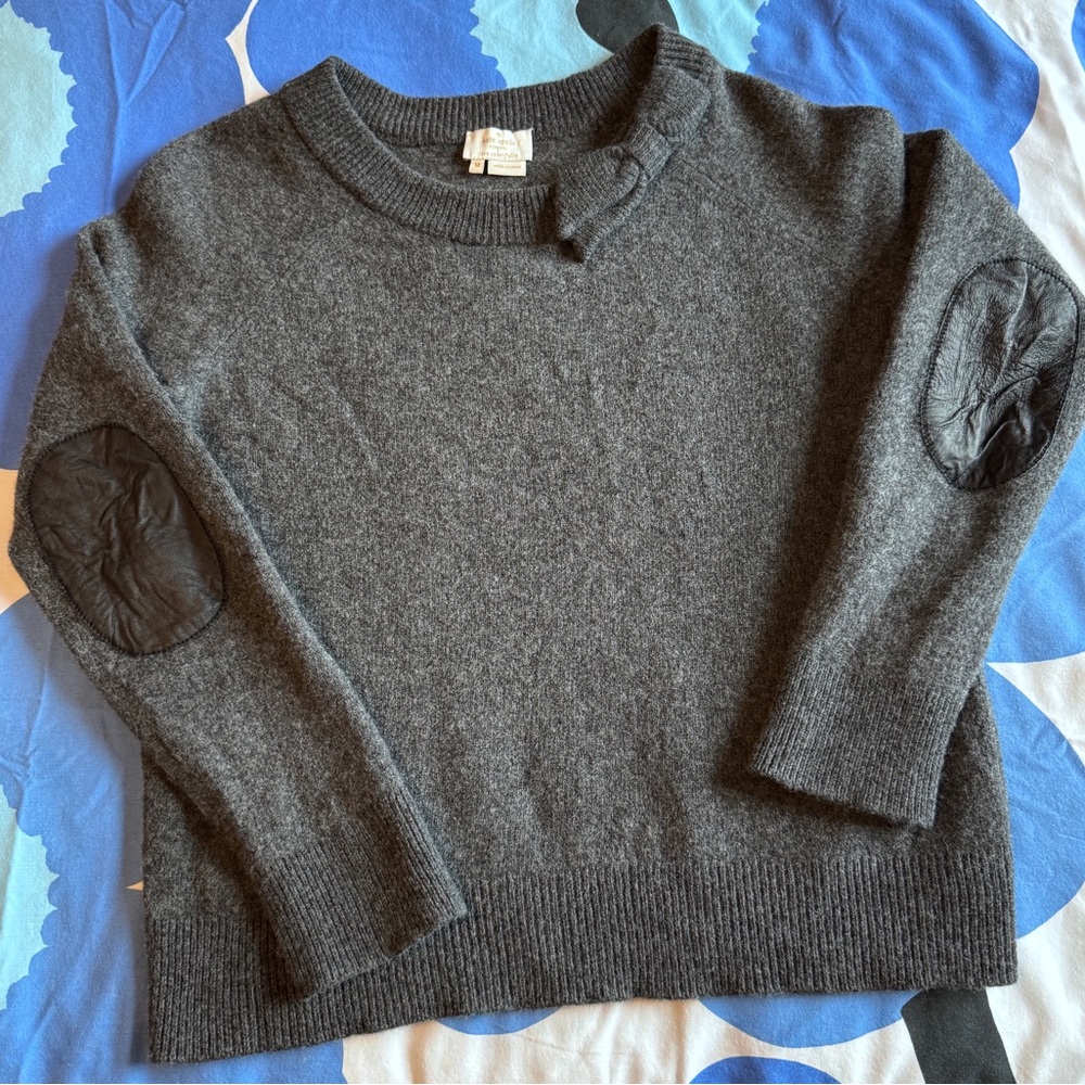 Kate Spade Wool Sweater with Bow and leather elbow pads - Super Fun! Sz M (S)